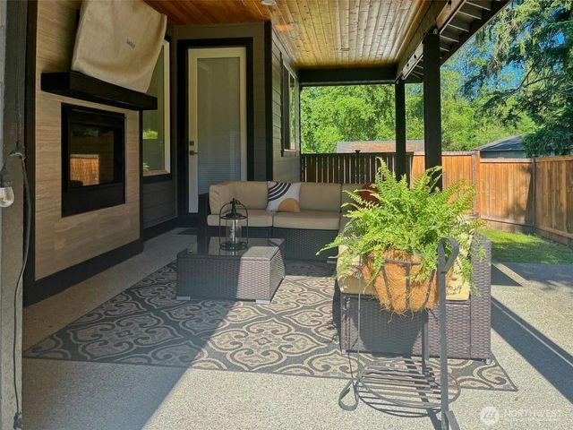 14411 86th Avenue Ct E, Puyallup, WA 98375