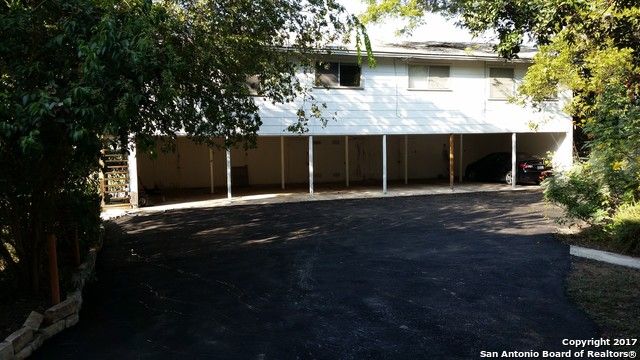 245 Post Ave Apt 4, San Antonio, TX 78215