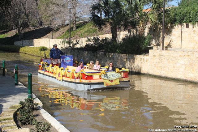 245 Post Ave Apt 4, San Antonio, TX 78215