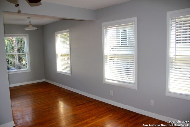 245 Post Ave Apt 4, San Antonio, TX 78215