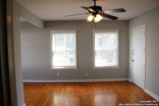 245 Post Ave Apt 4, San Antonio, TX 78215