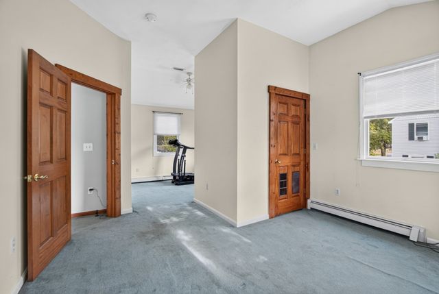 15 Ellington Rd, Tewksbury, MA 01876