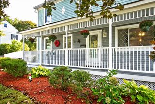15 Ellington Rd, Tewksbury, MA 01876