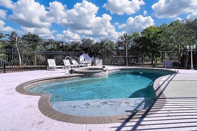 37761 OAK FORREST DRIVE, Dade City, FL 33523