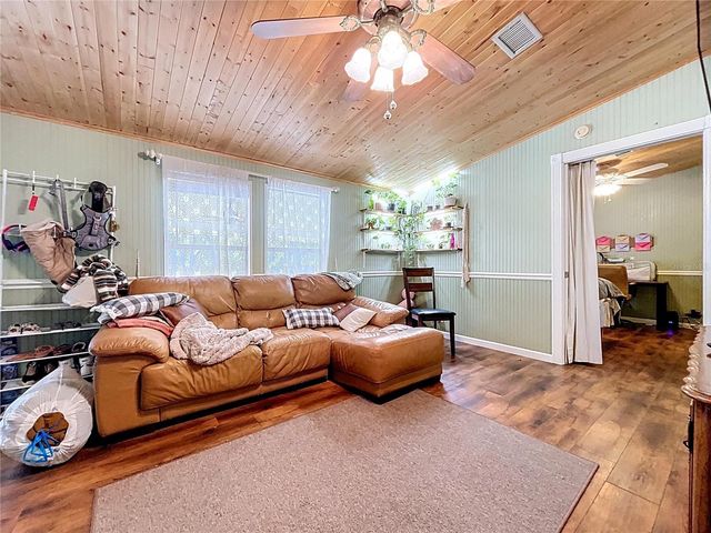 37761 OAK FORREST DRIVE, Dade City, FL 33523