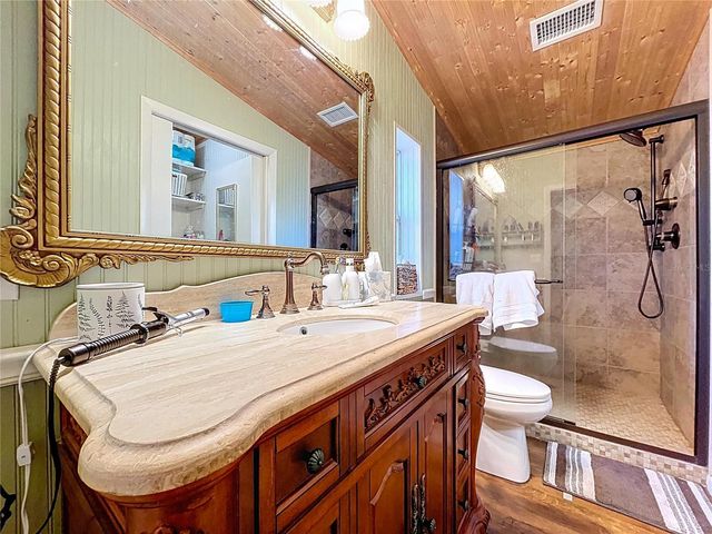 37761 OAK FORREST DRIVE, Dade City, FL 33523