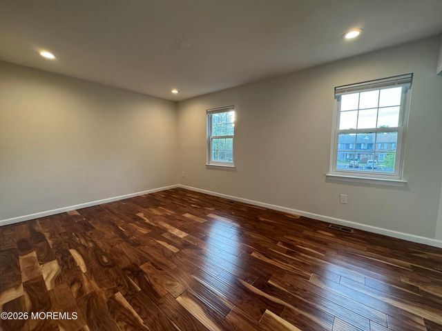 46 Kingsley Way, Freehold, NJ 07728