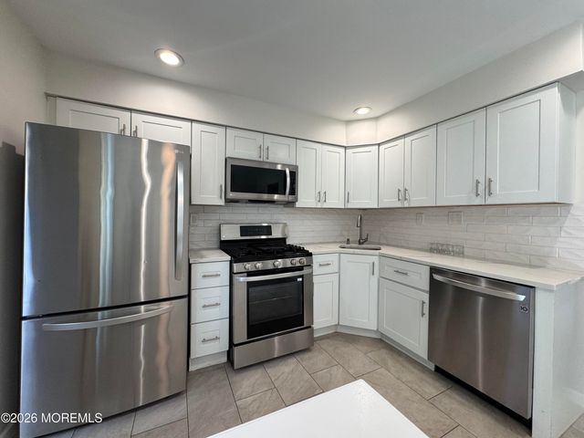 46 Kingsley Way, Freehold, NJ 07728