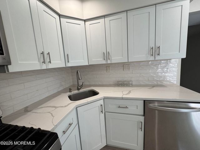 46 Kingsley Way, Freehold, NJ 07728