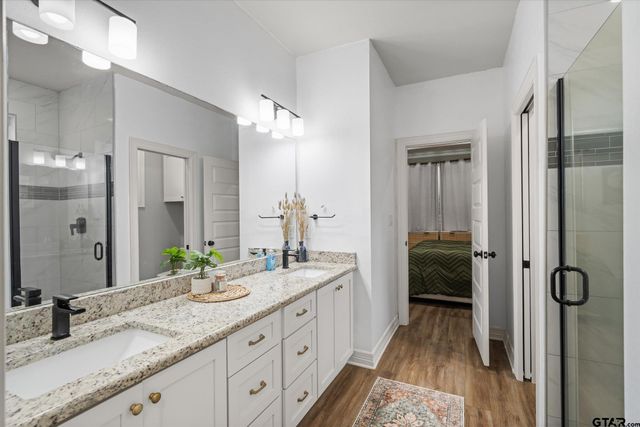 1707 Forestdale Boulevard, Whitehouse, TX 75791