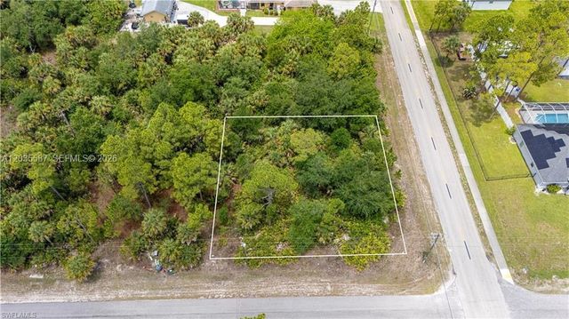 106 E 6th Street, Lehigh Acres, FL 33972