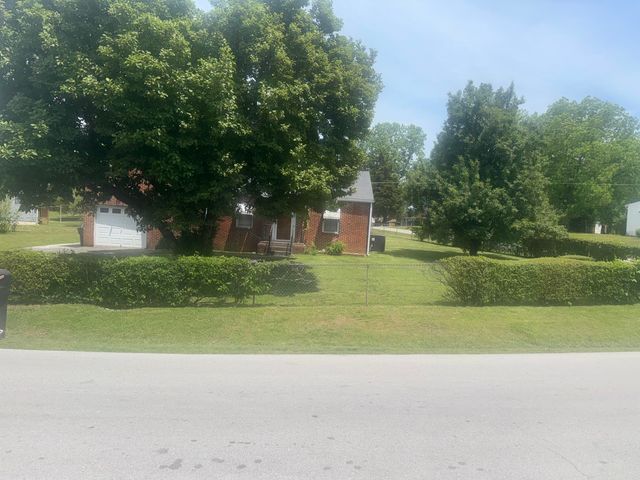 2108 Elena Drive, Chattanooga, TN 37406