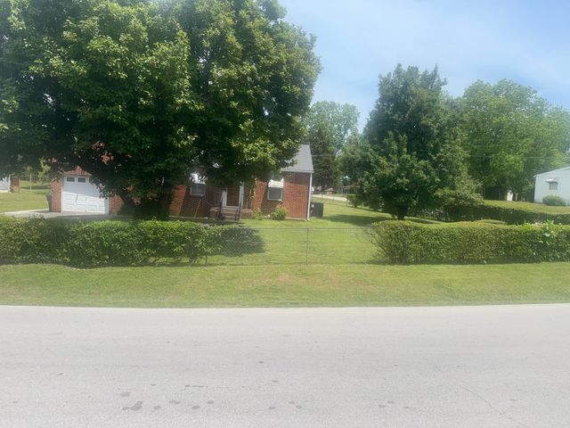 2108 Elena Drive, Chattanooga, TN 37406