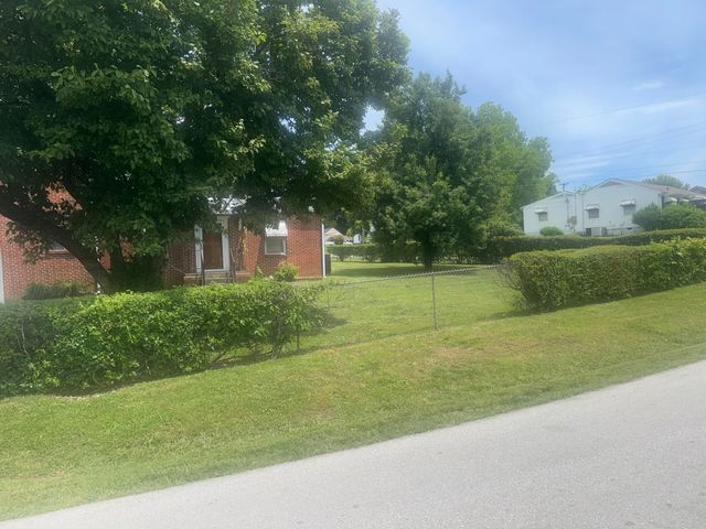2108 Elena Drive, Chattanooga, TN 37406