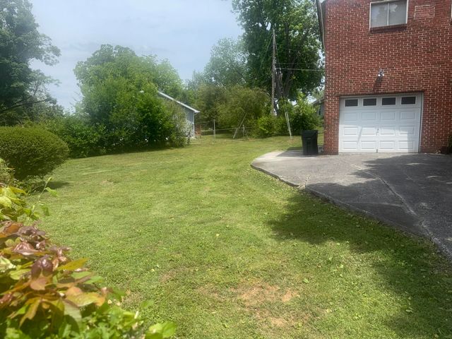 2108 Elena Drive, Chattanooga, TN 37406