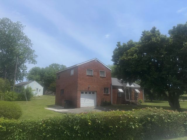 2108 Elena Drive, Chattanooga, TN 37406