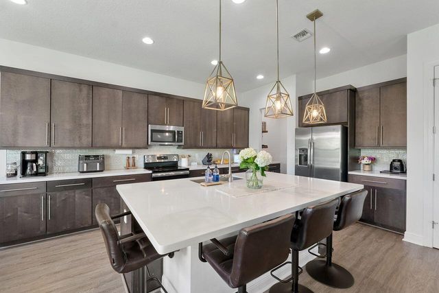 9013 NW 39th Street, Coral Springs, FL 33065