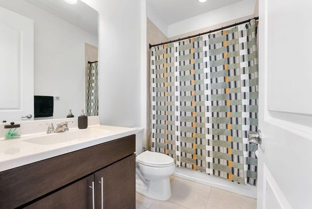 9013 NW 39th Street, Coral Springs, FL 33065