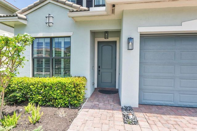 9013 NW 39th Street, Coral Springs, FL 33065