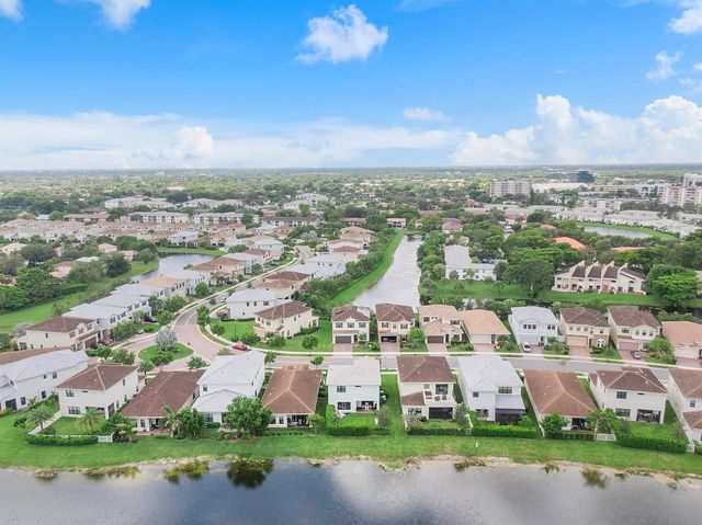 9013 NW 39th Street, Coral Springs, FL 33065