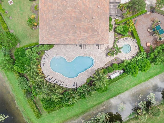 9013 NW 39th Street, Coral Springs, FL 33065