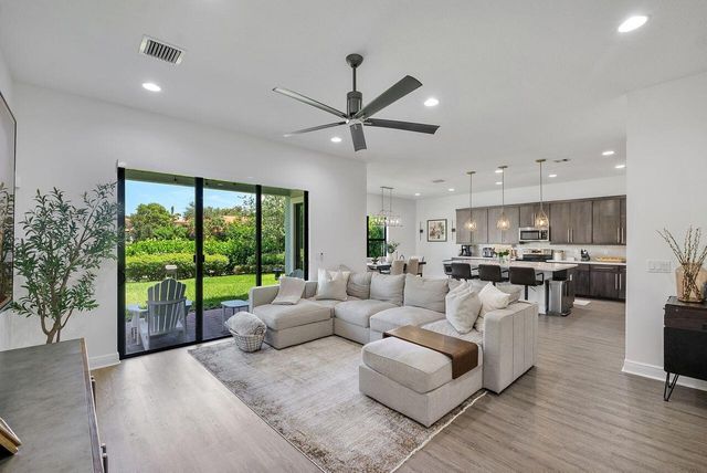 9013 NW 39th Street, Coral Springs, FL 33065