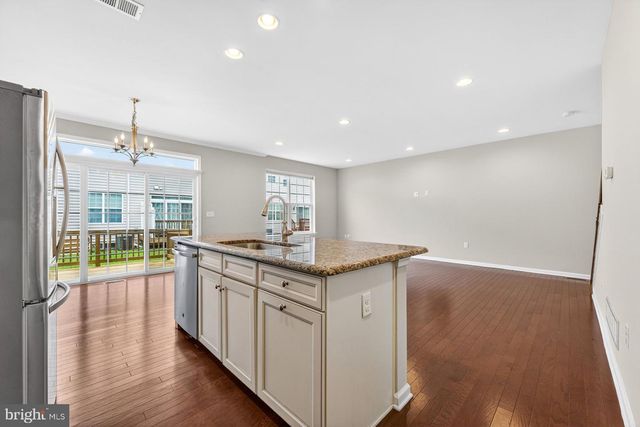 84 AUTUMN LN, Skillman, NJ 08558