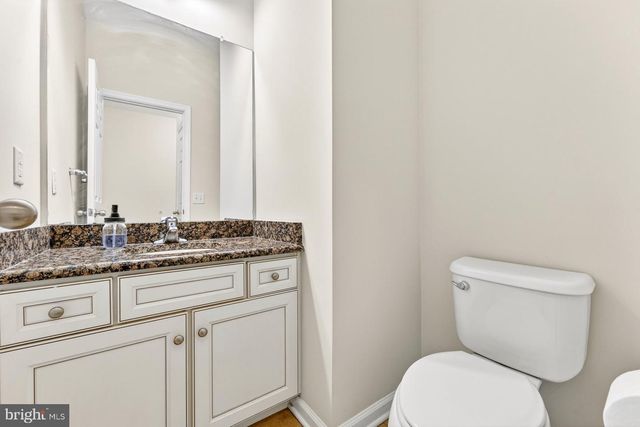 84 AUTUMN LN, Skillman, NJ 08558