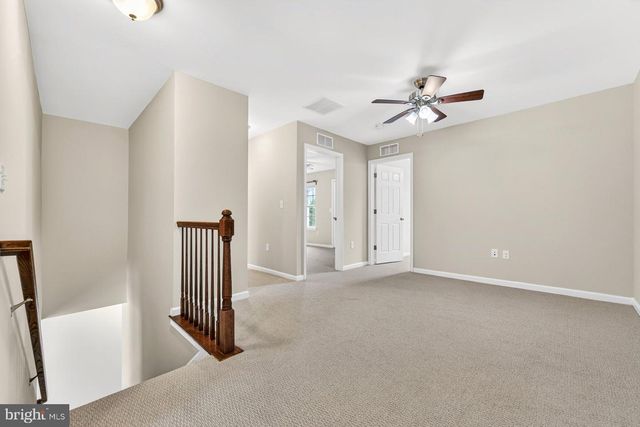 84 AUTUMN LN, Skillman, NJ 08558