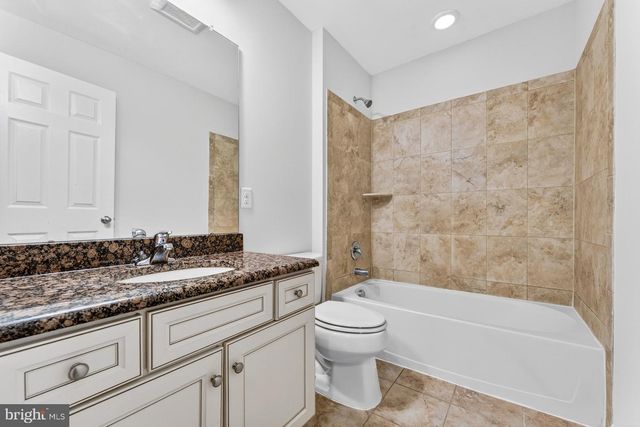 84 AUTUMN LN, Skillman, NJ 08558