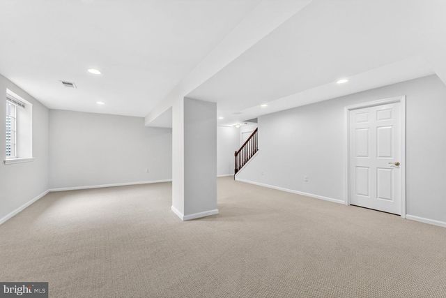 84 AUTUMN LN, Skillman, NJ 08558