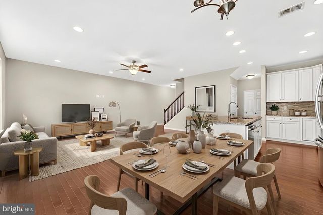 84 AUTUMN LN, Skillman, NJ 08558