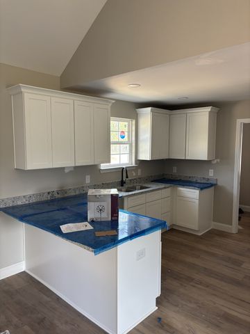 1718 Galloway Lane, Winchester, TN 37398