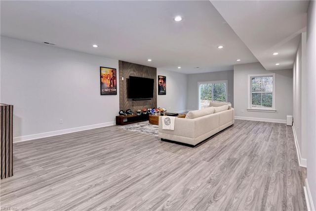 4069 Isaac CIR, Williamsburg, VA 23188