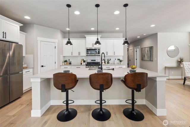 19365 139th Place SE, Renton, WA 98058