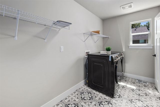 19365 139th Place SE, Renton, WA 98058