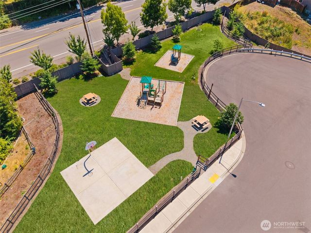 19365 139th Place SE, Renton, WA 98058