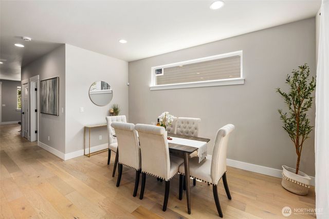 19365 139th Place SE, Renton, WA 98058