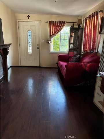 9568 Maie, Los Angeles, CA 90002