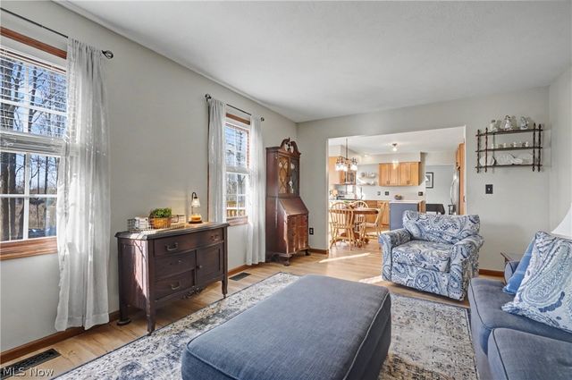 1282 Berkshire Drive, Macedonia, OH 44056