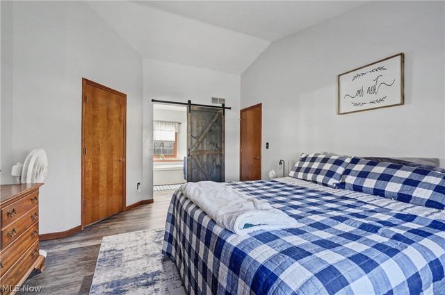 1282 Berkshire Drive, Macedonia, OH 44056