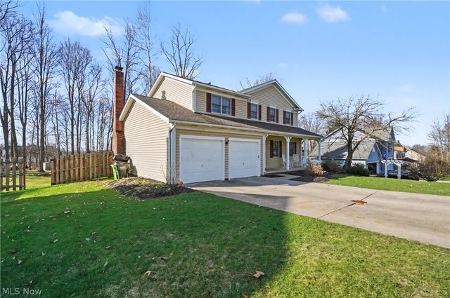 1282 Berkshire Drive, Macedonia, OH 44056