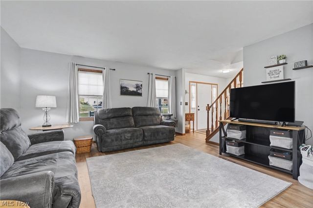 1282 Berkshire Drive, Macedonia, OH 44056