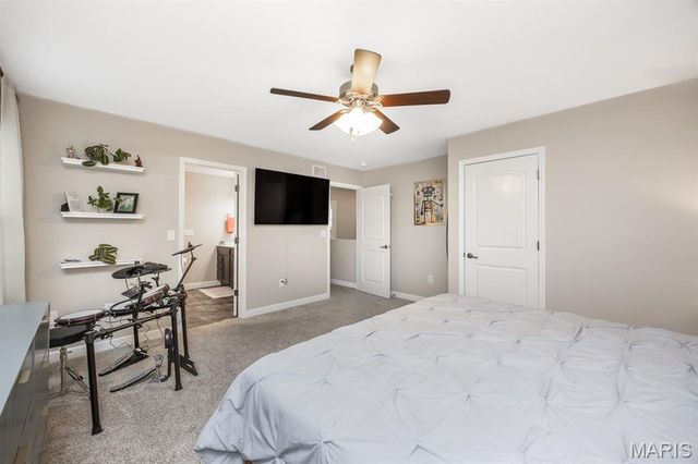 1140 Lear Lane, Mascoutah, IL 62258