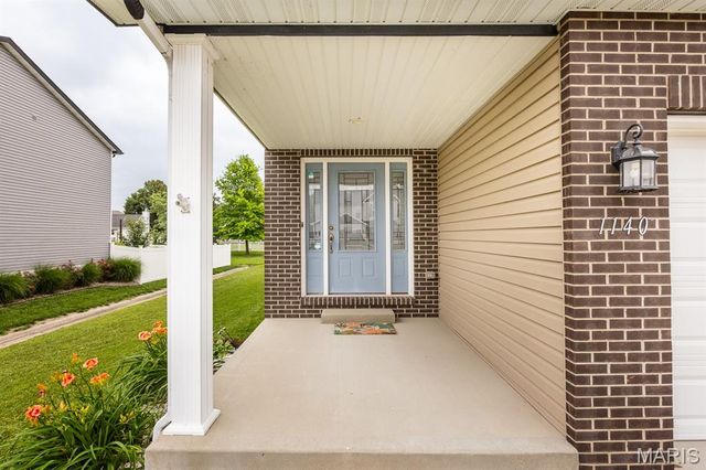 1140 Lear Lane, Mascoutah, IL 62258