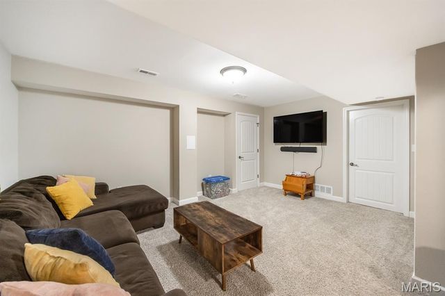1140 Lear Lane, Mascoutah, IL 62258