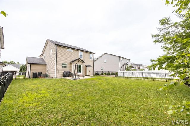 1140 Lear Lane, Mascoutah, IL 62258