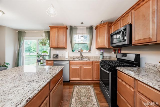 1140 Lear Lane, Mascoutah, IL 62258