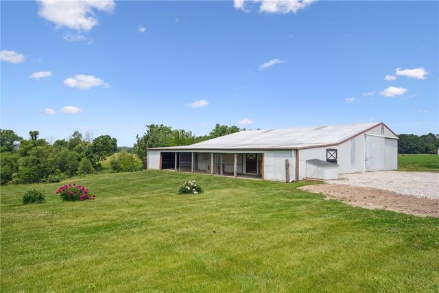 5995 32nd Avenue, Shellsburg, IA 52332