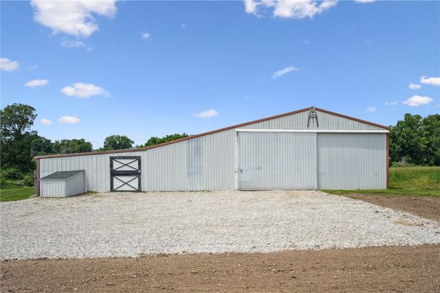 5995 32nd Avenue, Shellsburg, IA 52332
